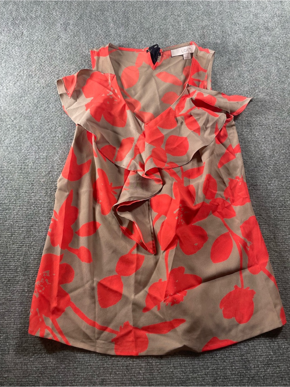 LOFT‎ Tan Shell with Bold Coral-Red Floral Print